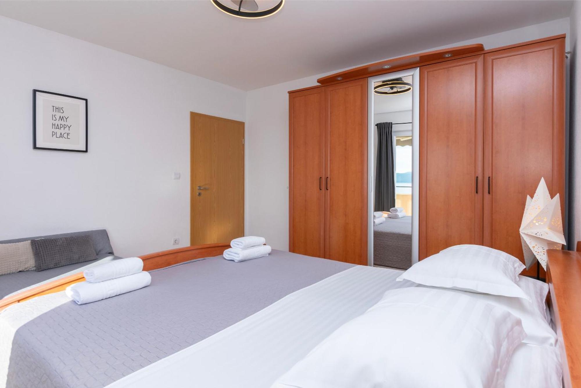 Apartments Marijo Baška Voda Dış mekan fotoğraf